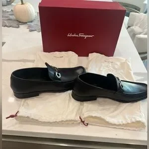 Men’s Ferragamo reversible horse-bit black loafers box + dust bags size 8.5 m_67ef3cac149377611ce371bc.jpg main image 4